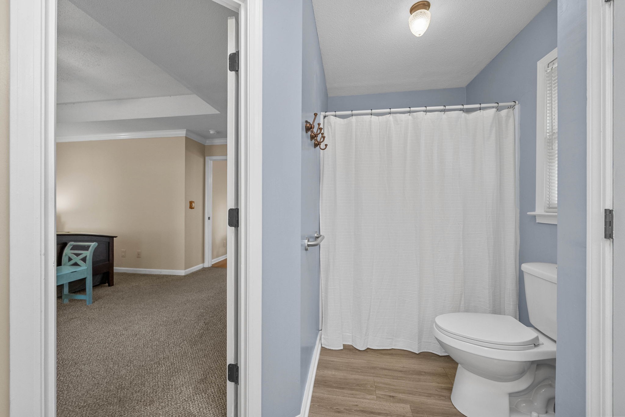 Clarksville, Tennessee 37042, United States, 3 Bedrooms Bedrooms, ,3 BathroomsBathrooms,Residential,Active,236312