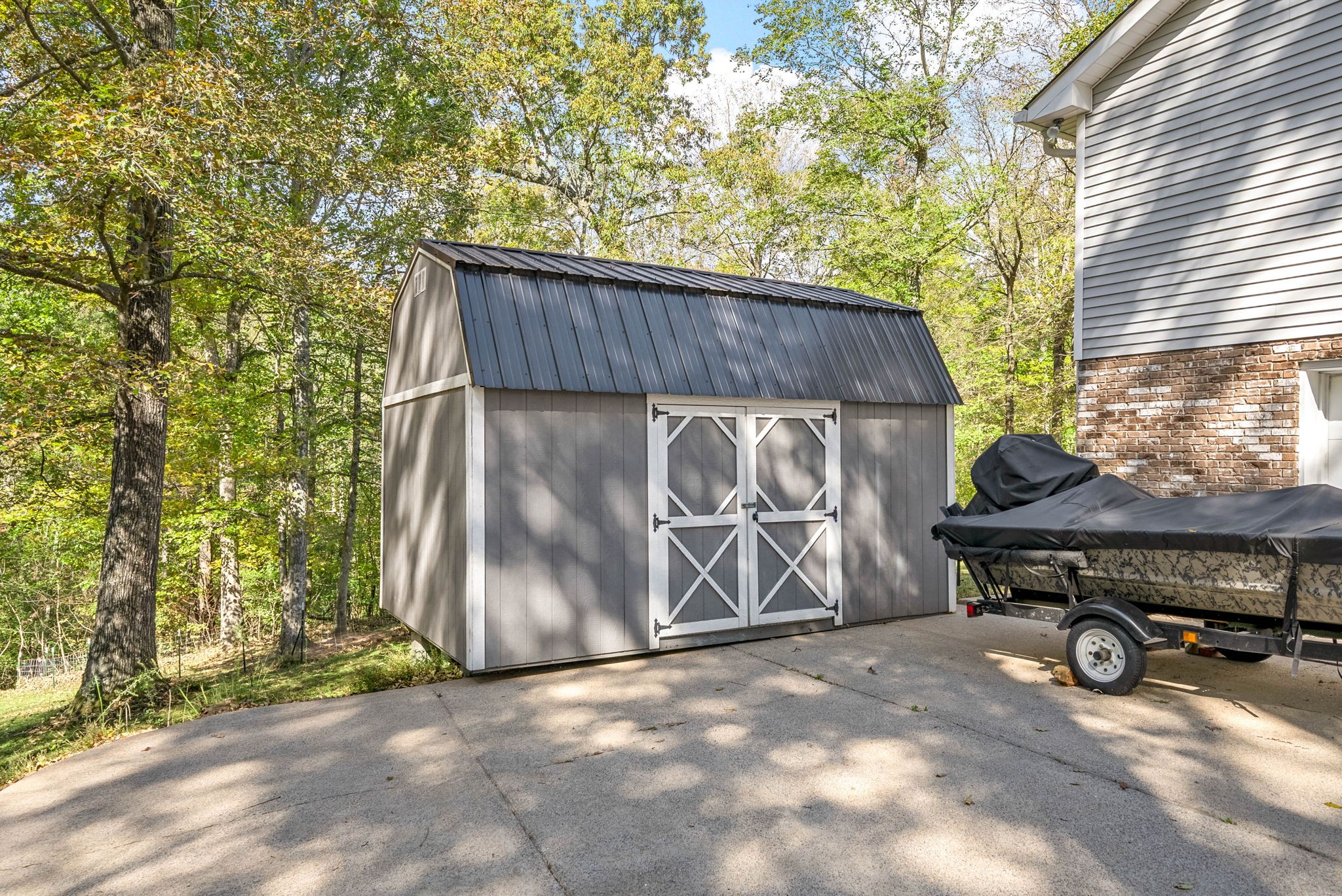 Clarksville, Tennessee 37042, United States, 3 Bedrooms Bedrooms, ,3 BathroomsBathrooms,Residential,Active,236312