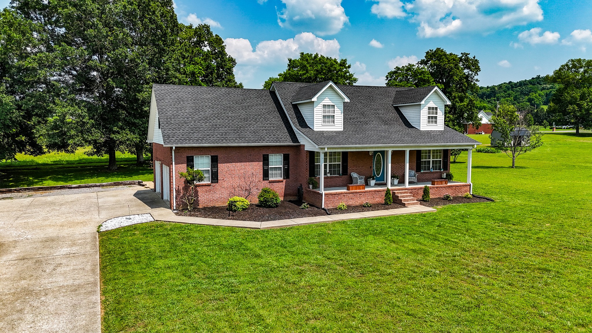130 Stephens Ln