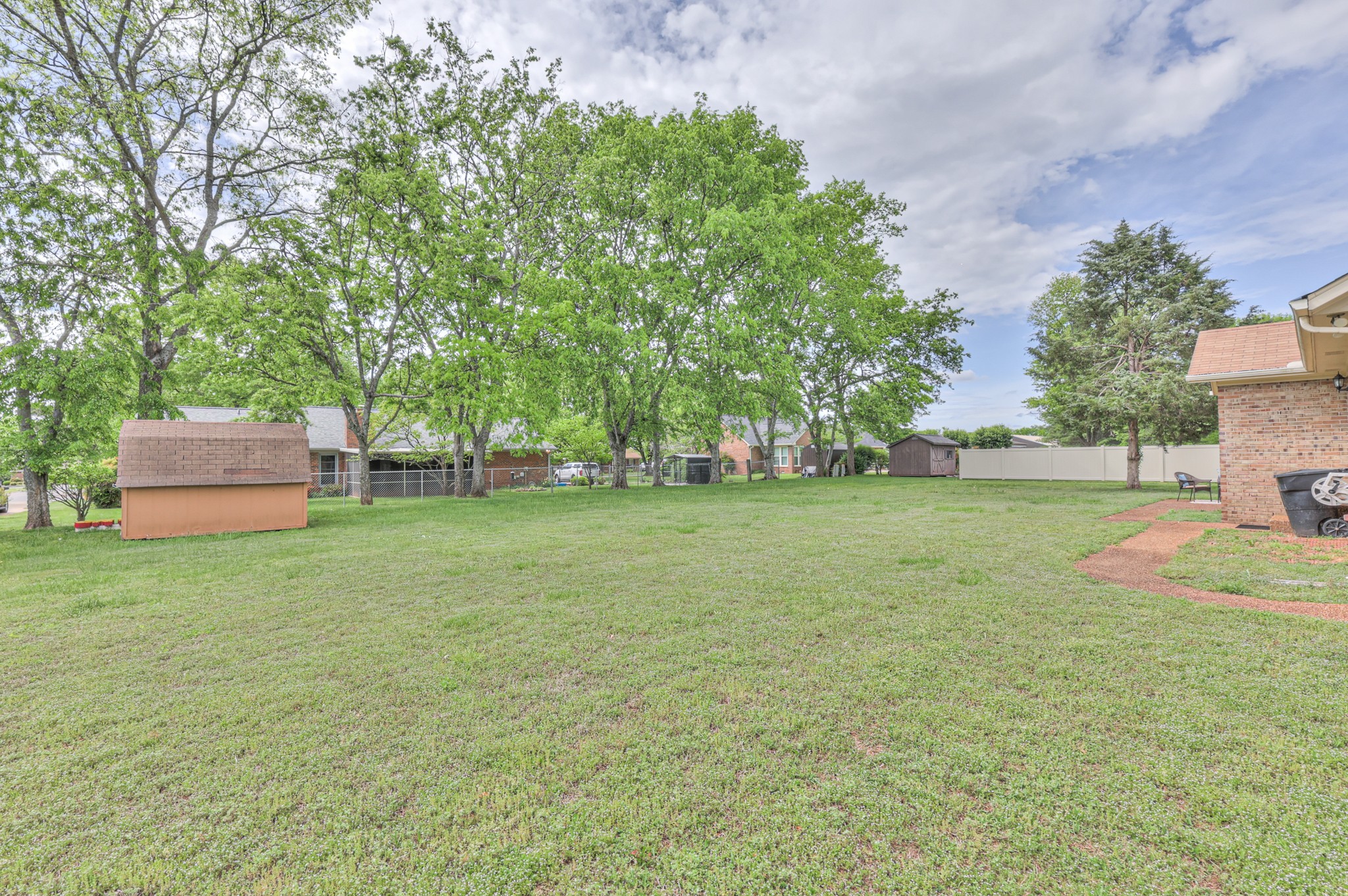 2519 Regency Park Dr