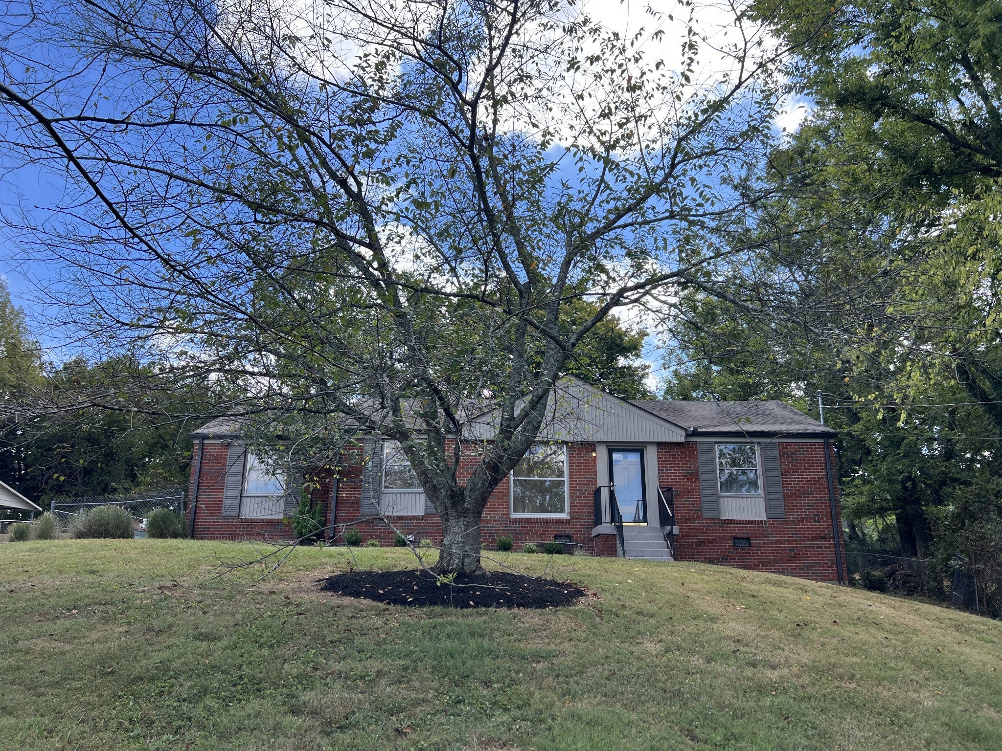 4840 Lynn Dr