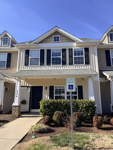 2524 New Holland Cir Murfreesboro TN 37128