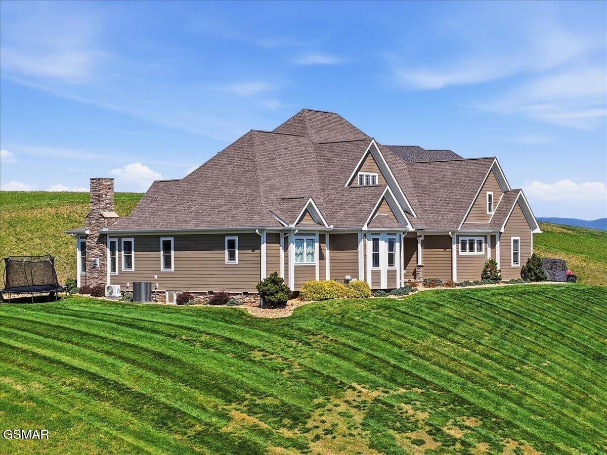 2233 Windswept Way
