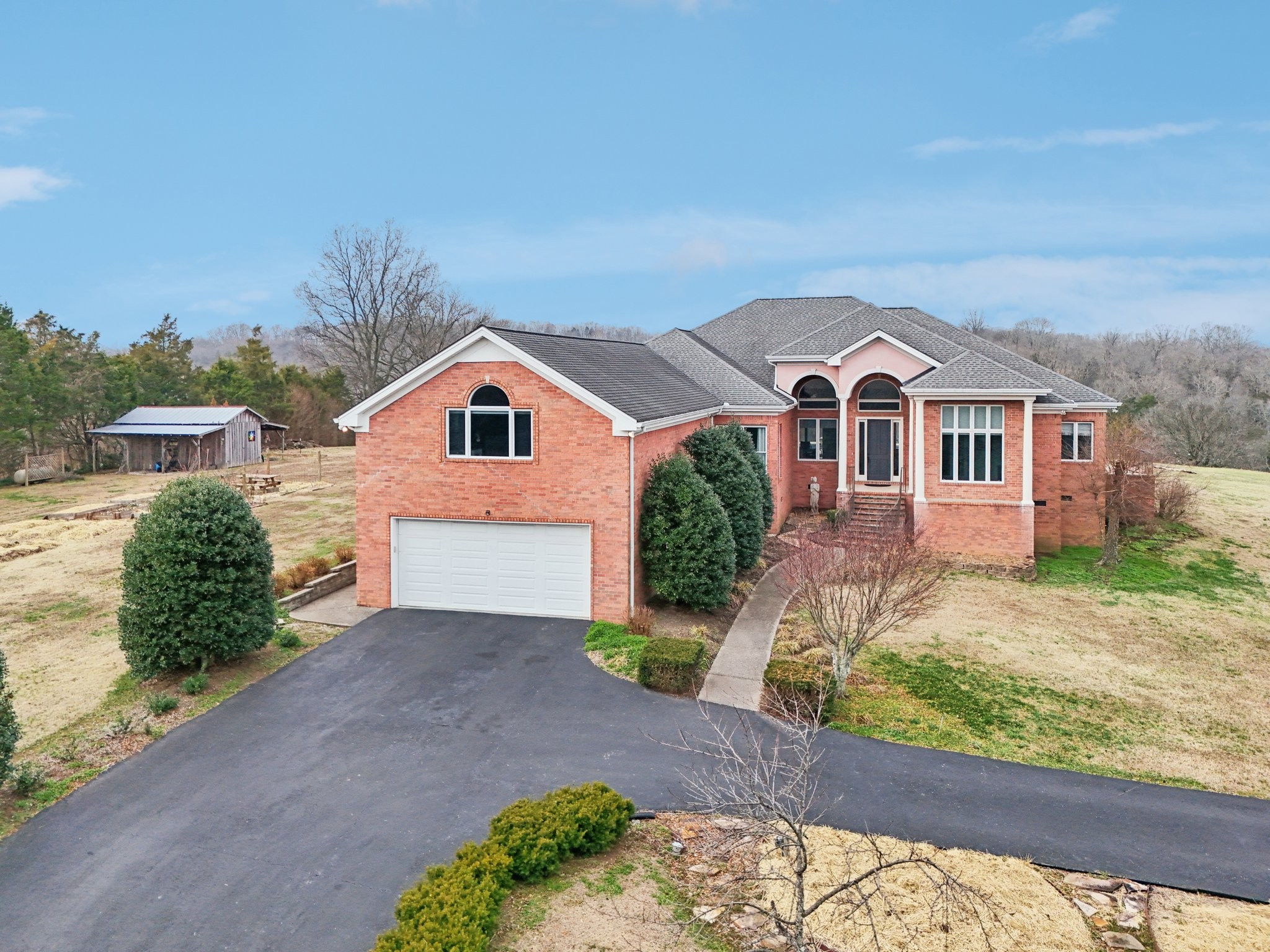 658 Hickory Ridge Rd