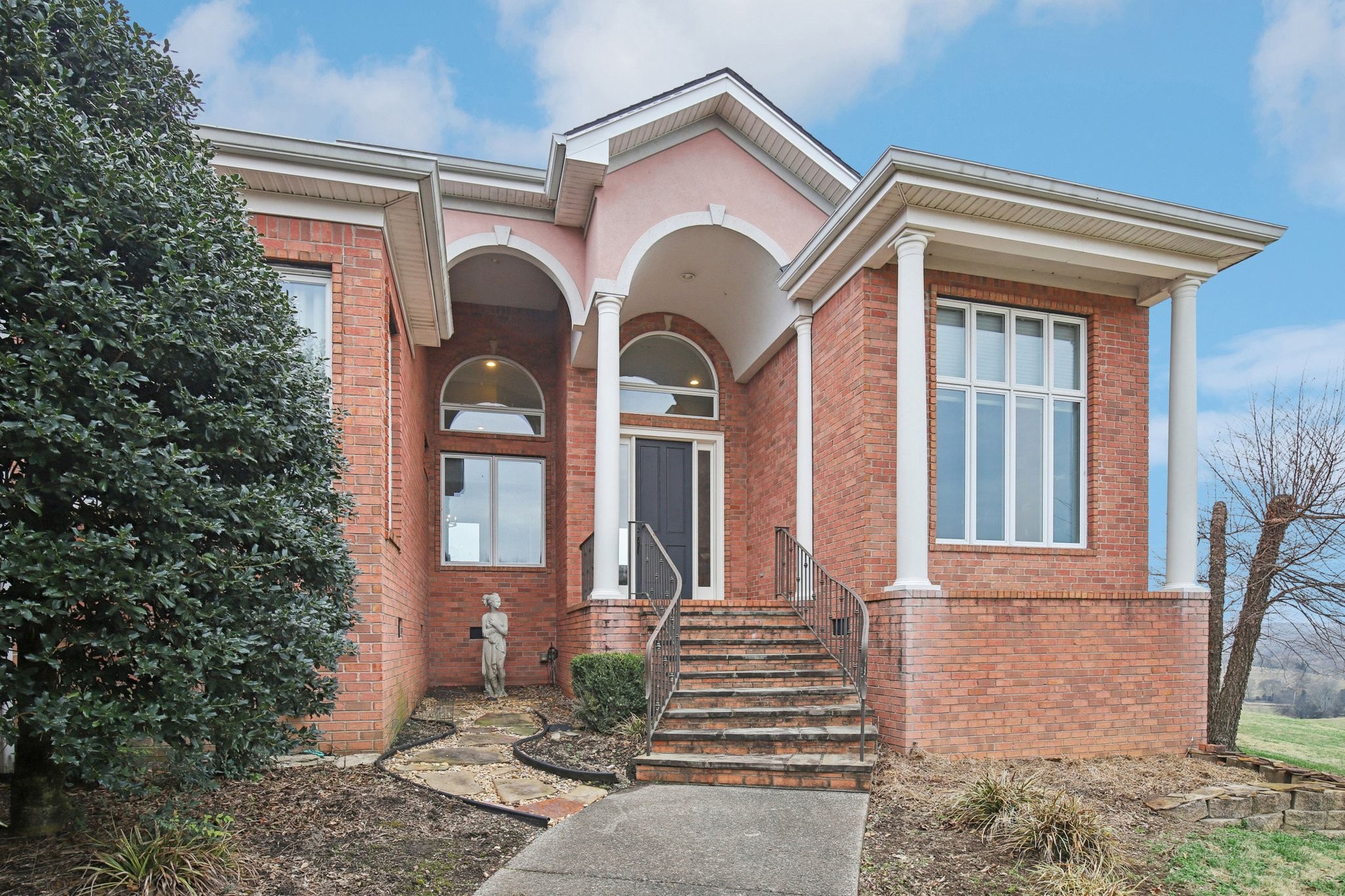 658 Hickory Ridge Rd