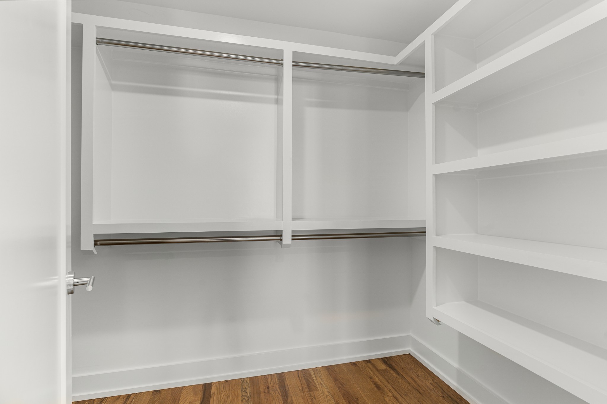 Nashville, Tennessee 37209, United States, 3 Bedrooms Bedrooms, ,3 BathroomsBathrooms,Residential,Coming Soon,116058