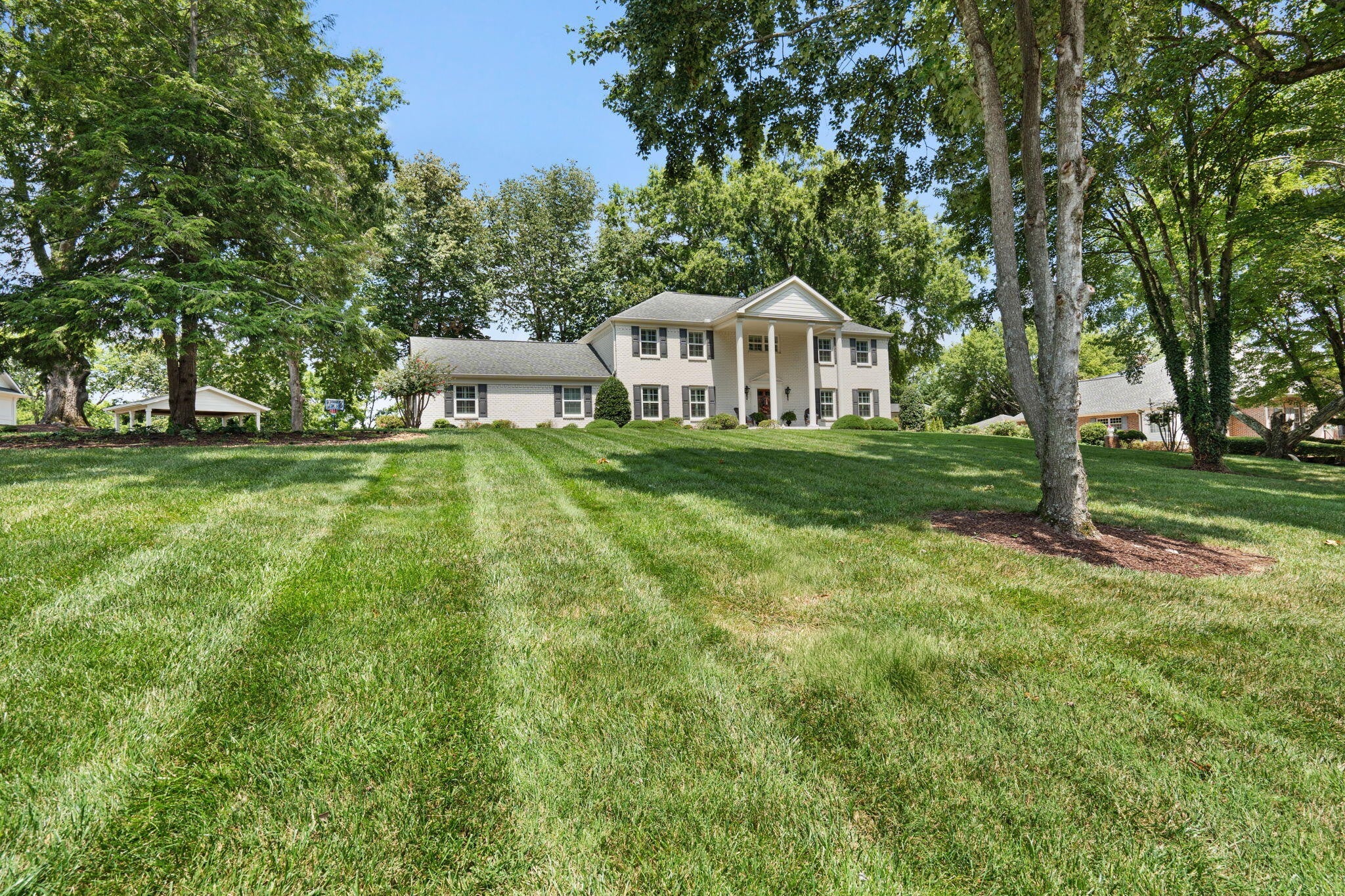 2235 Harris Circle NW
