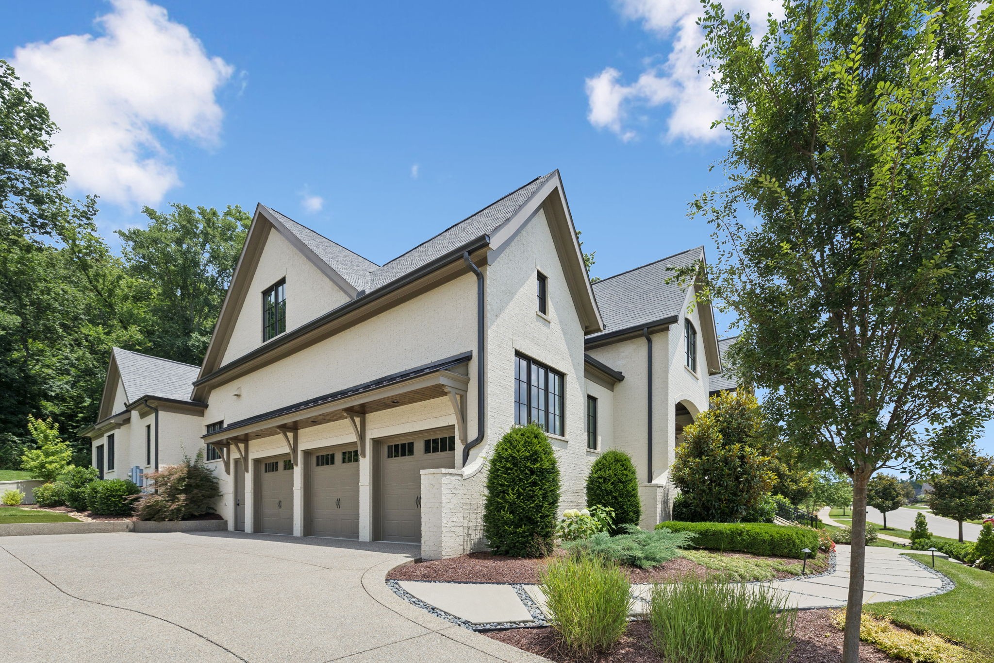 8654 Belladonna Dr