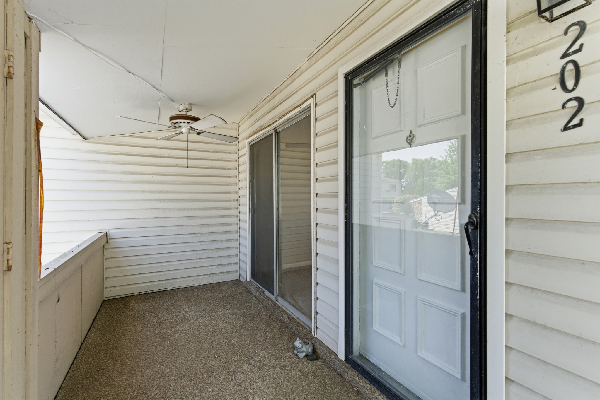 810 Bellevue Rd 202
