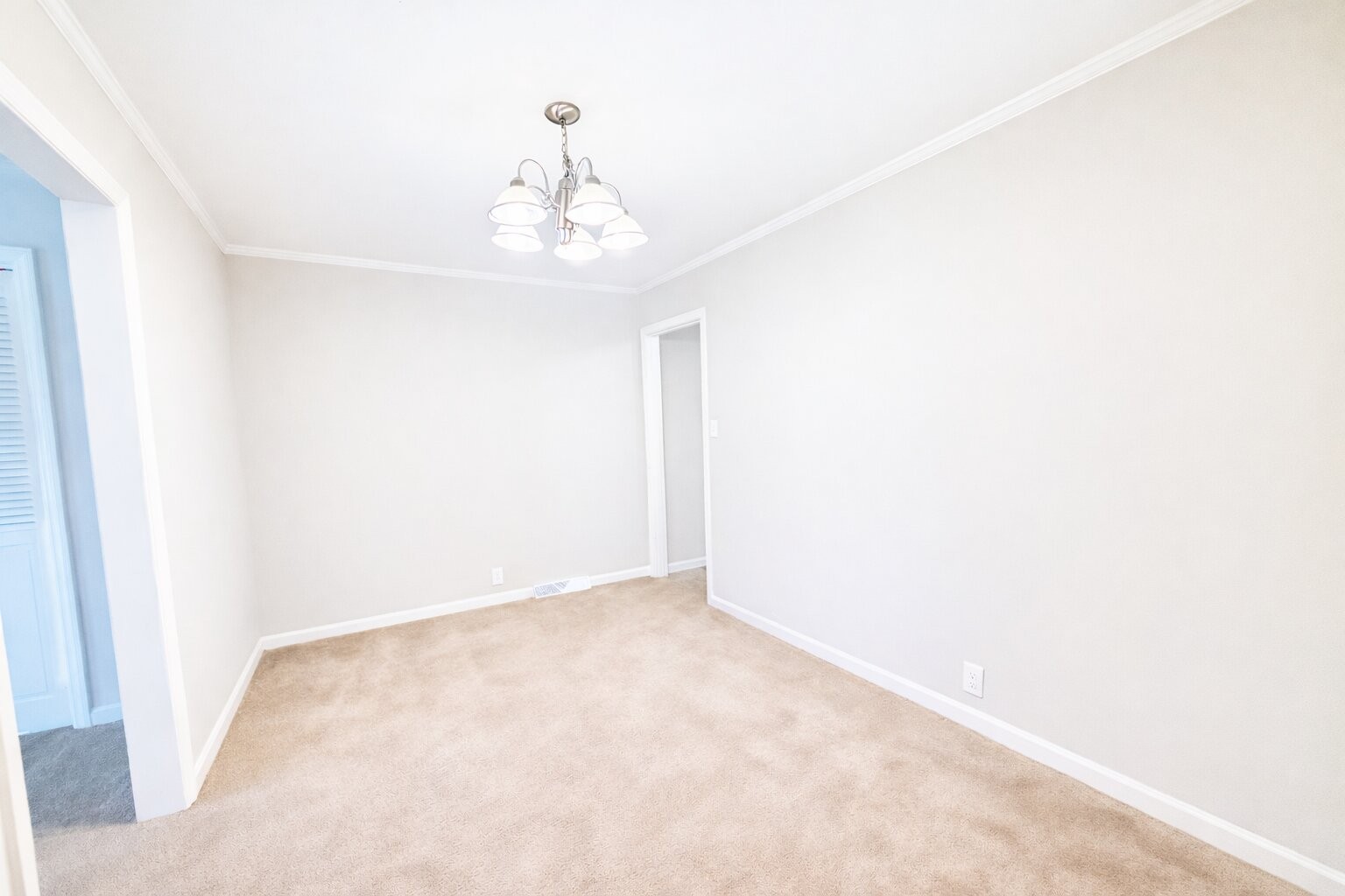 1120 Toddington Drive