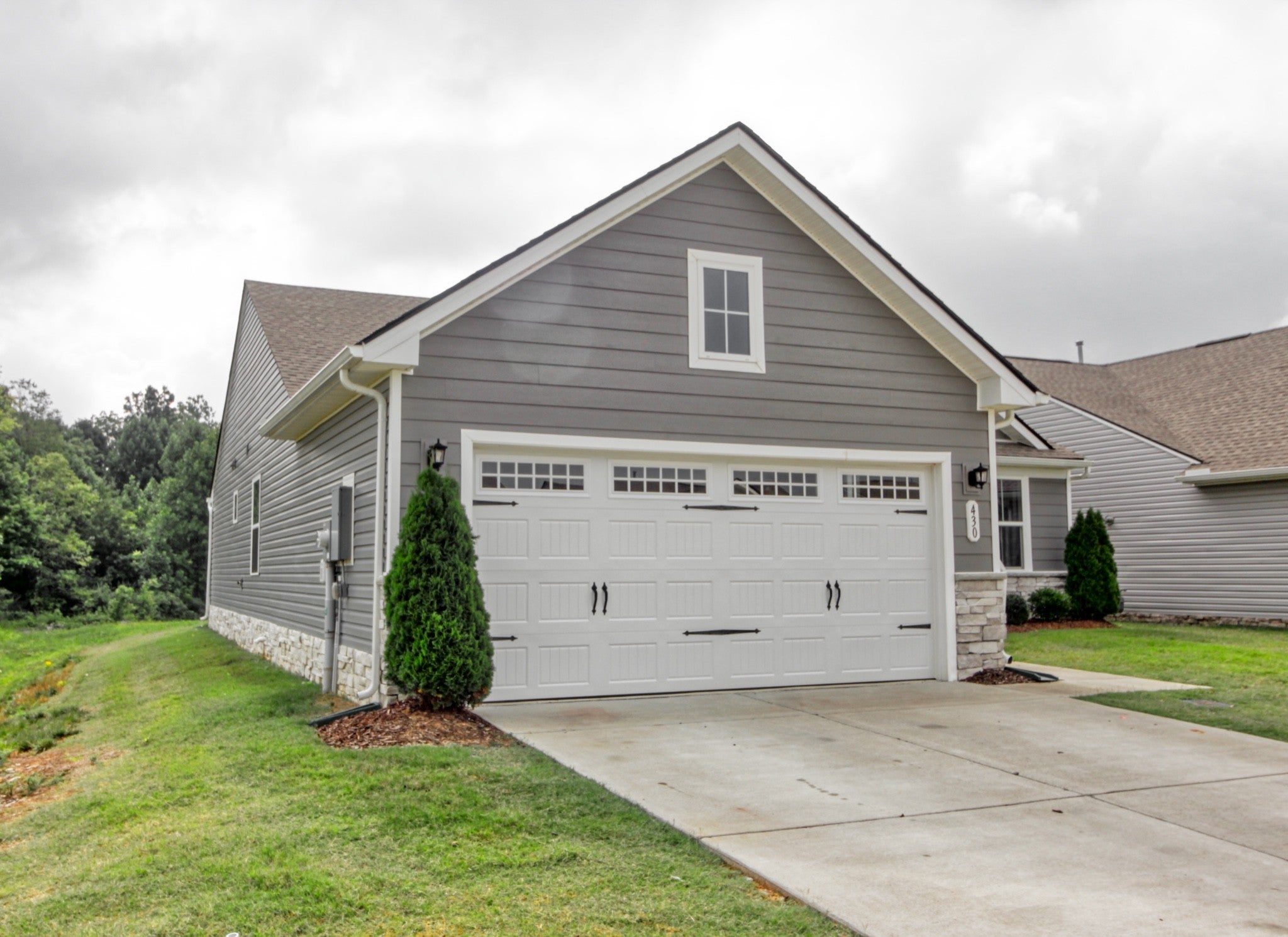 430 Saddleview Dr