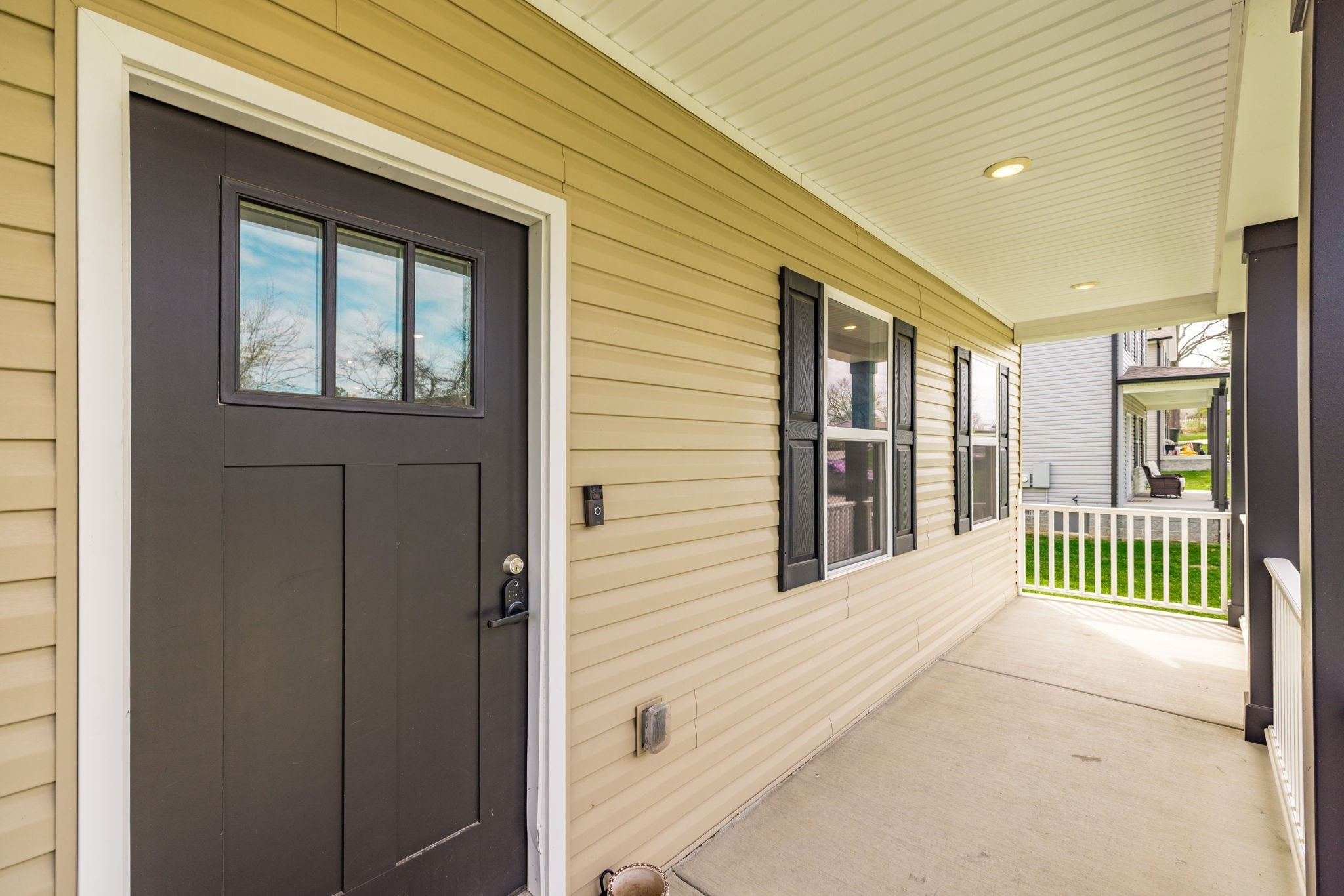 618 Tulip Cir