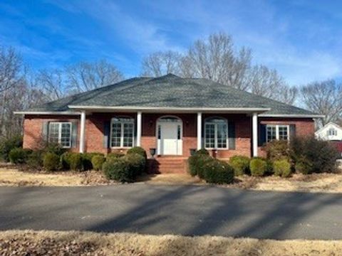 25 Max Dr Paris TN 38242