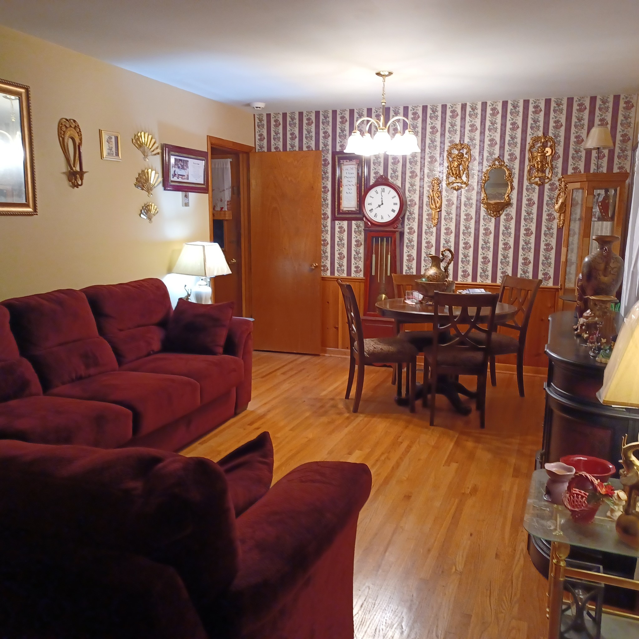 3811 Marydale Ct