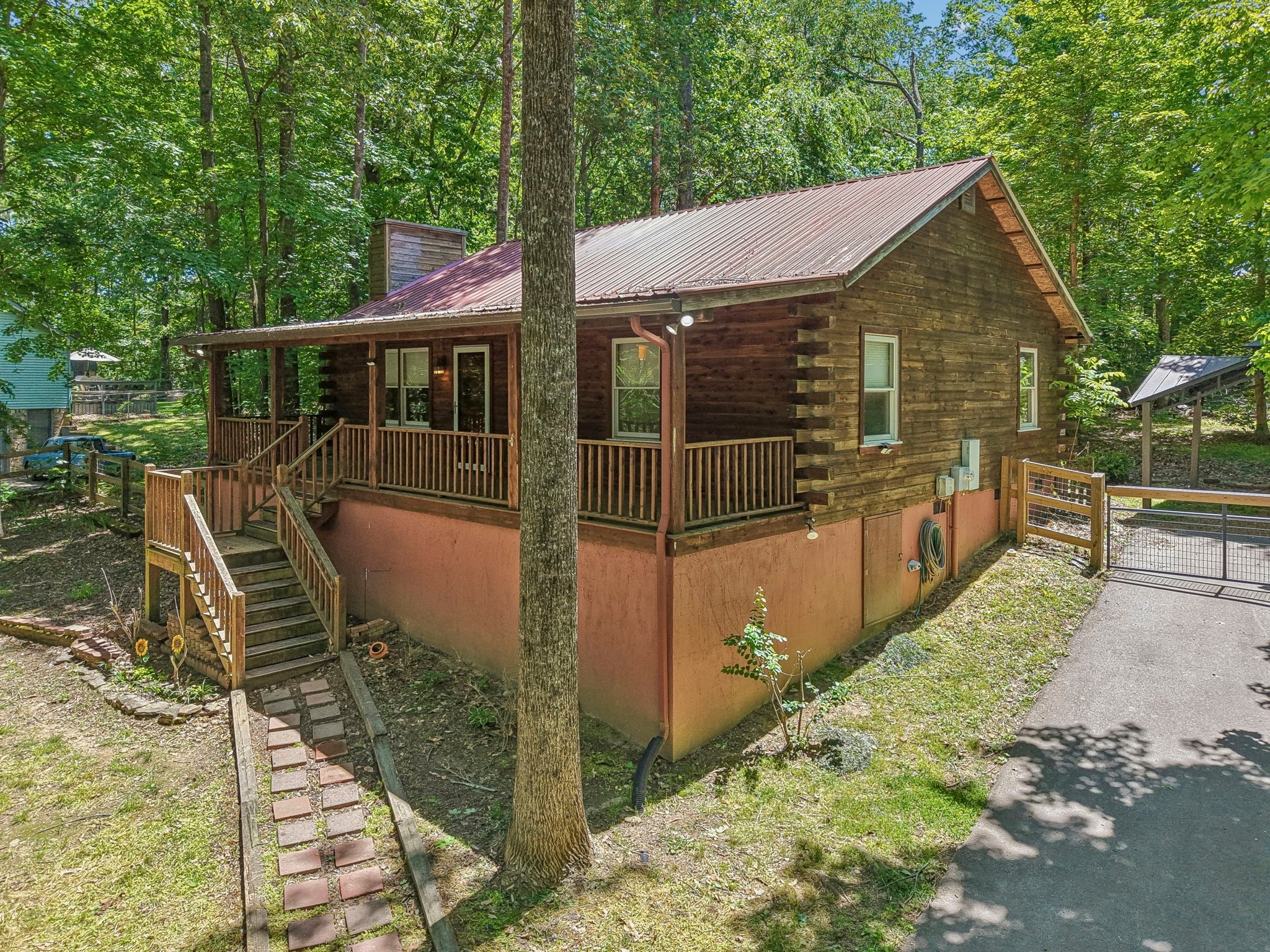 2-bed home for sale in Fairview, TN 37062, 7301 White Oak Dr 7301 White Oak Dr, Fairview TN 37062 2-bed home, photo 2 of 46