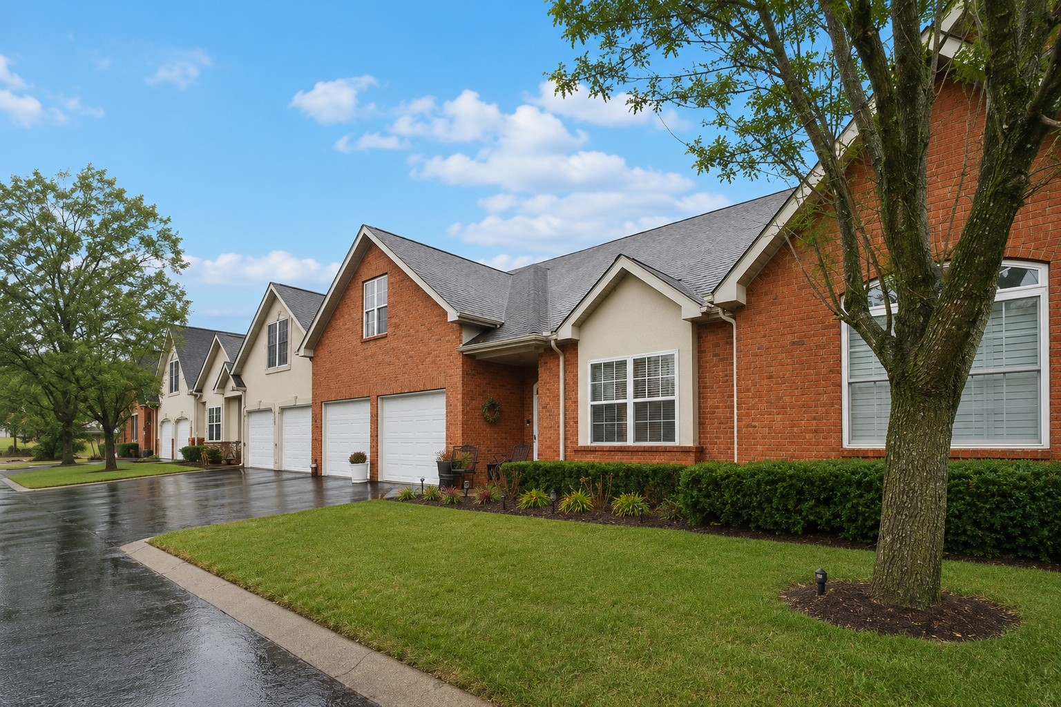 2521 Pennington Bend Rd 206