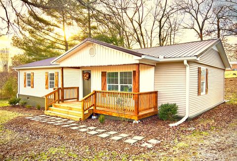 Photo of 314 Hidden Valley Cir, Mc Minnville, TN 37110 (MLS # 3067255)