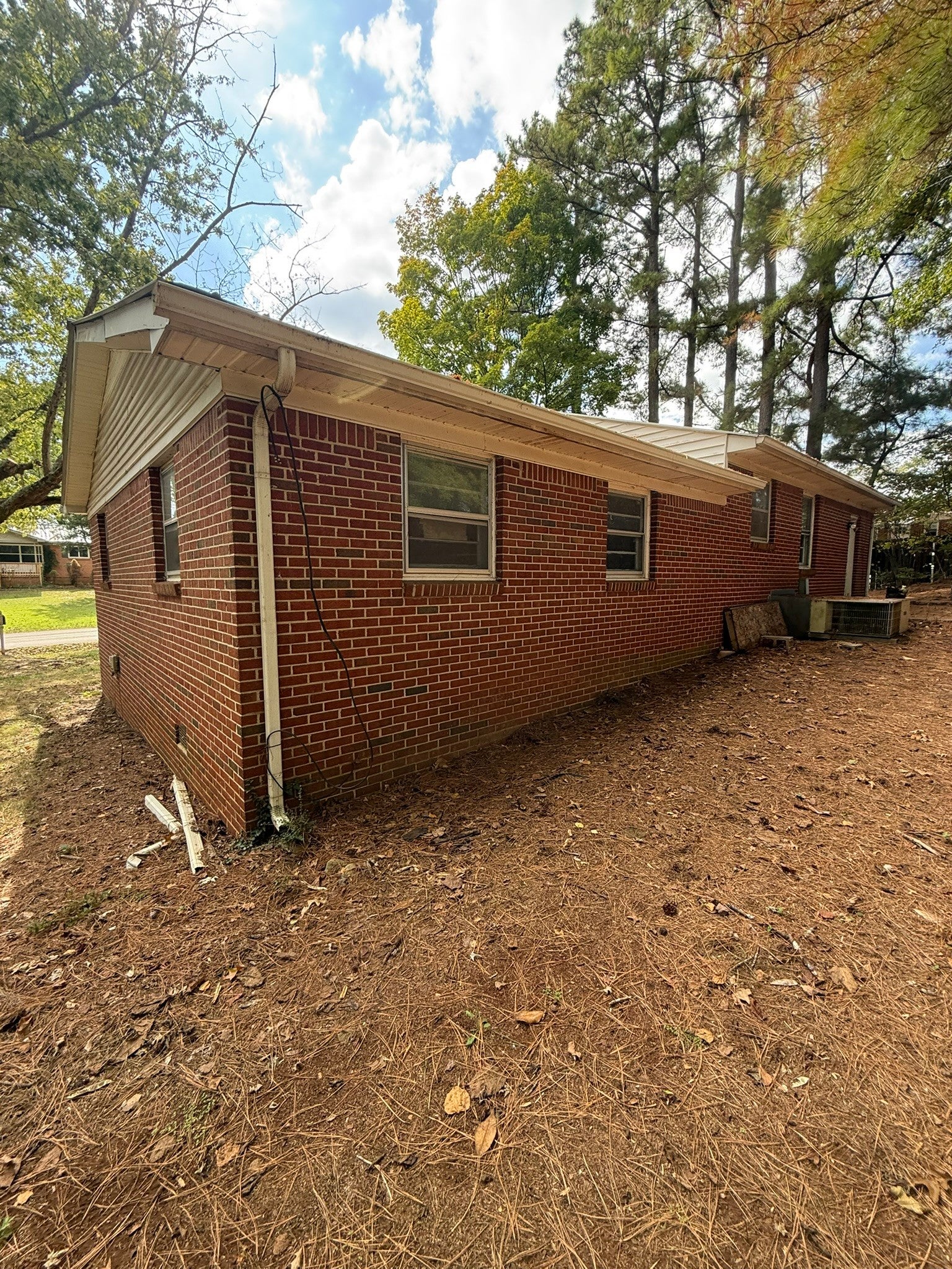 106 Cherokee Dr