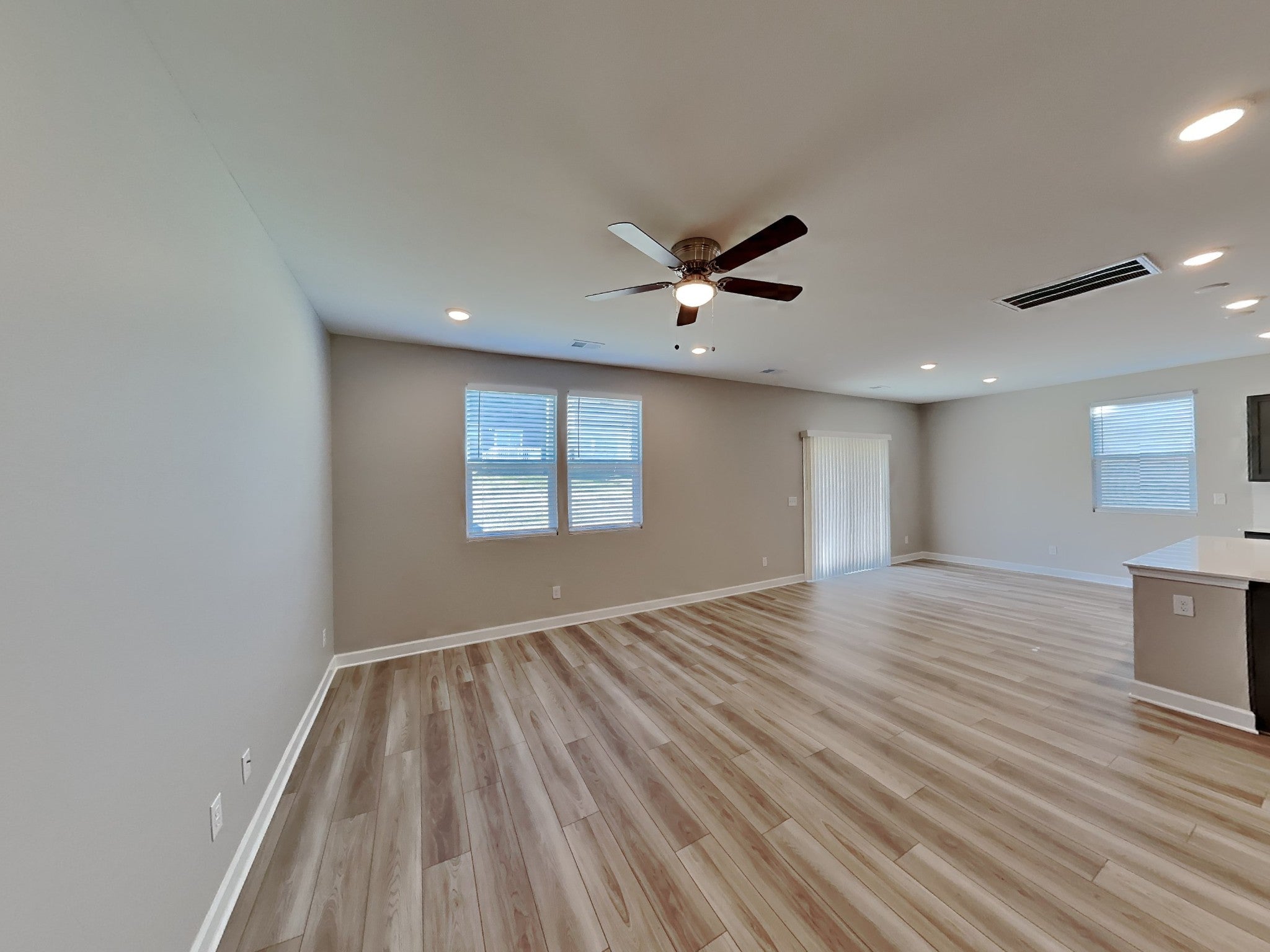 251 Millbrook W