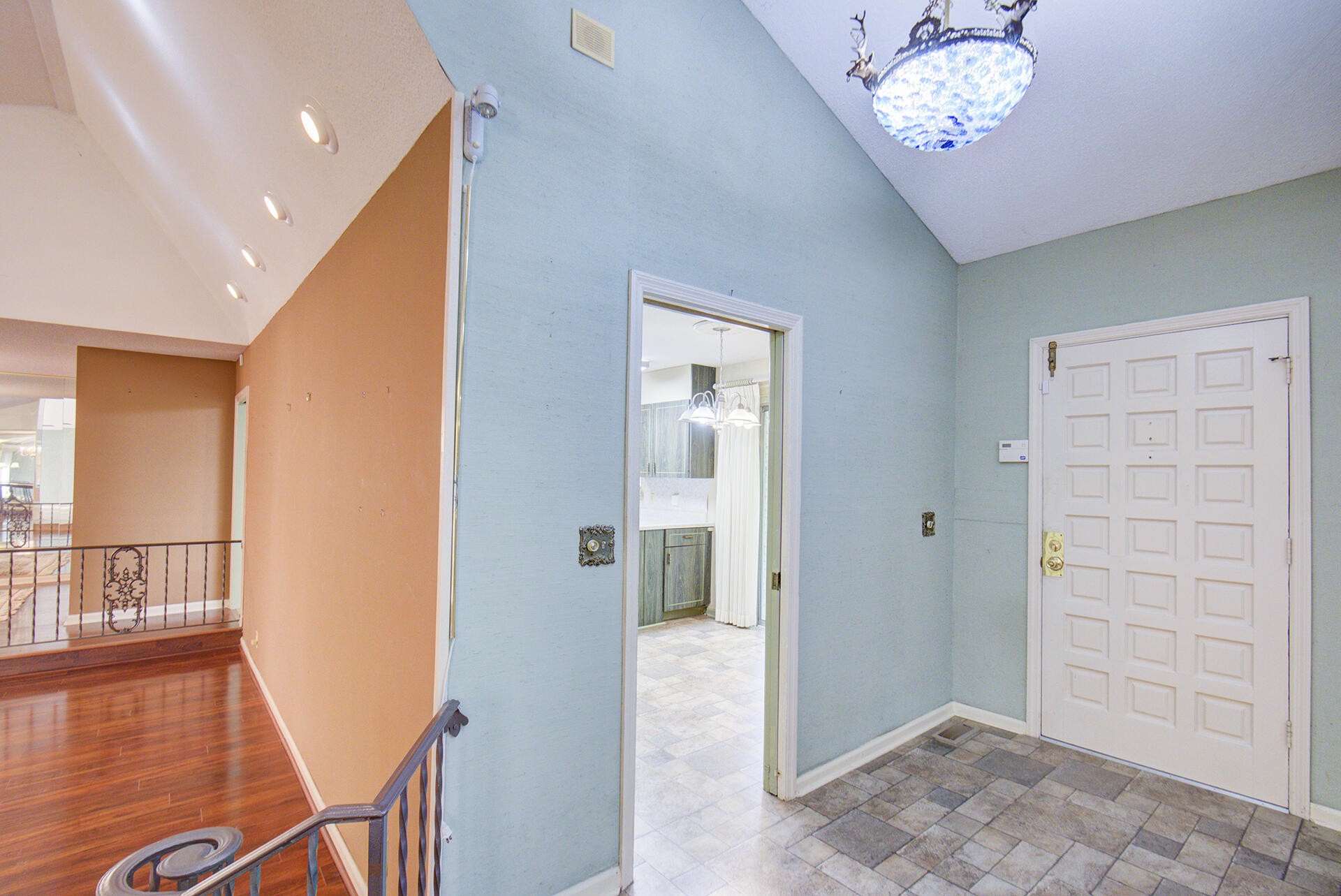 5851 N Park Road