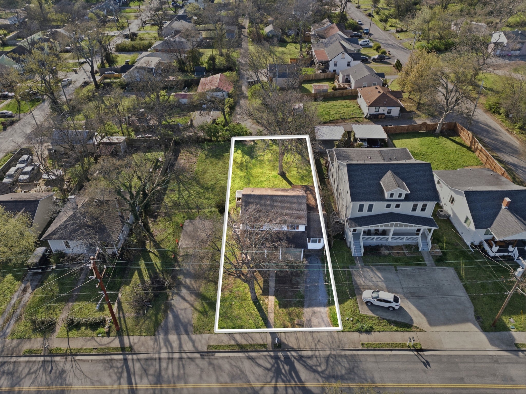 listing at 1706 Lischey Ave, Nashville