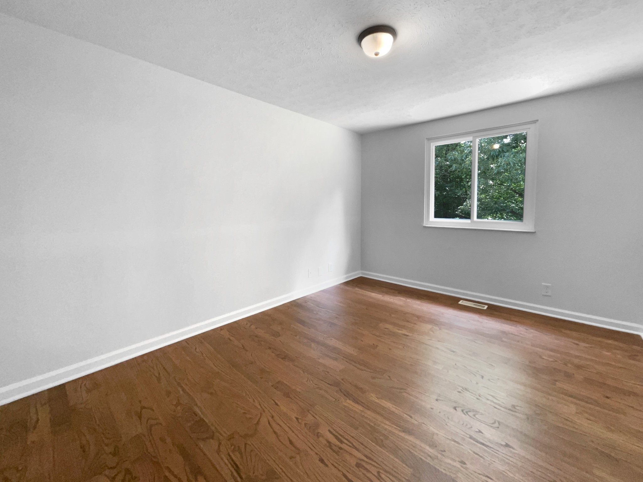 7120 Sutton Pl