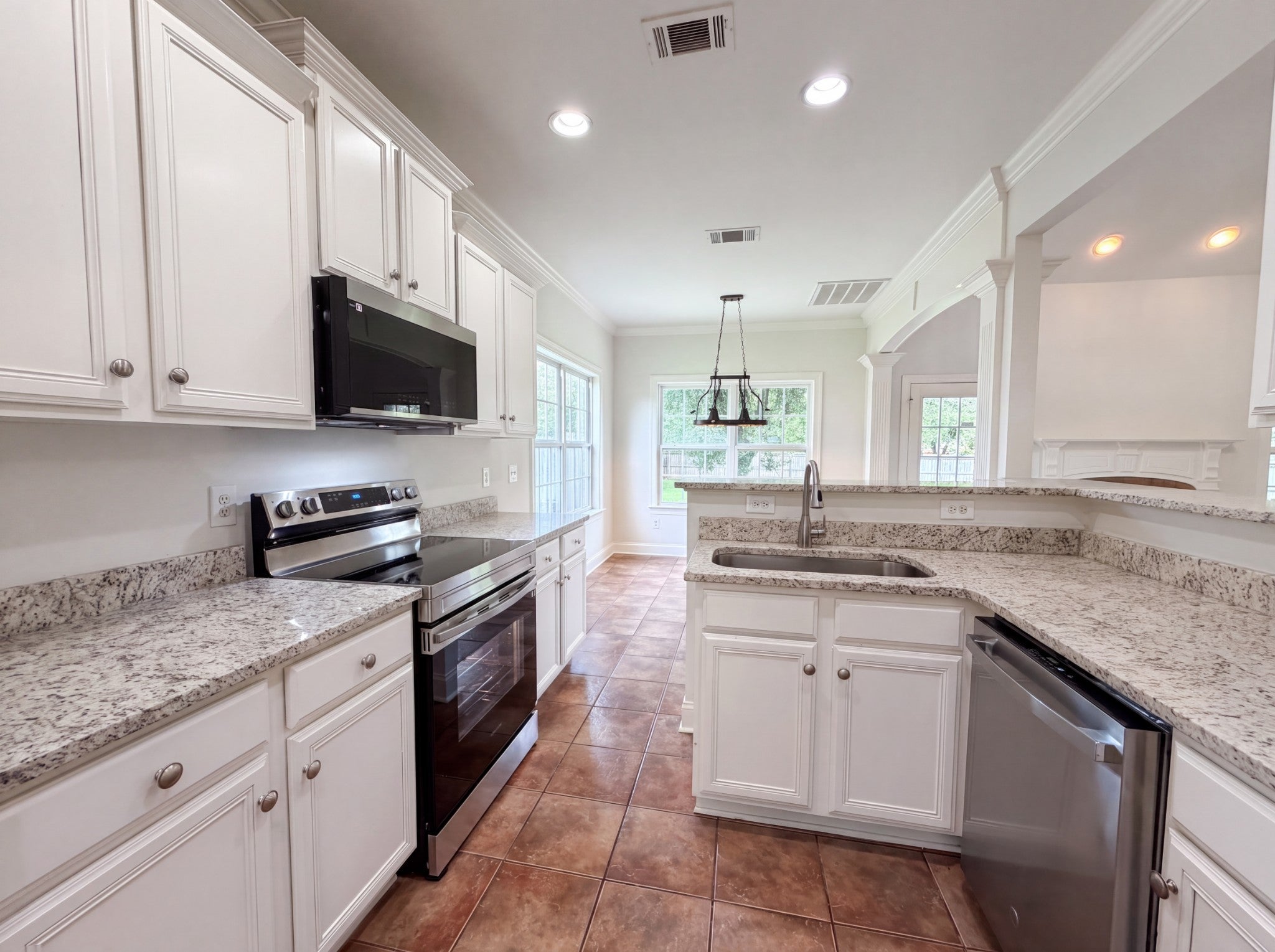 2642 Westhaven Dr