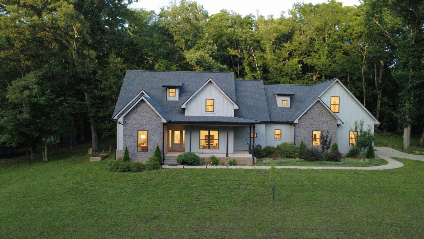 765 Scenic Cir