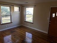 802 Crescent Hill Pl #2