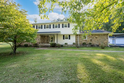 307 Golf Club Ln Tullahoma TN 37388