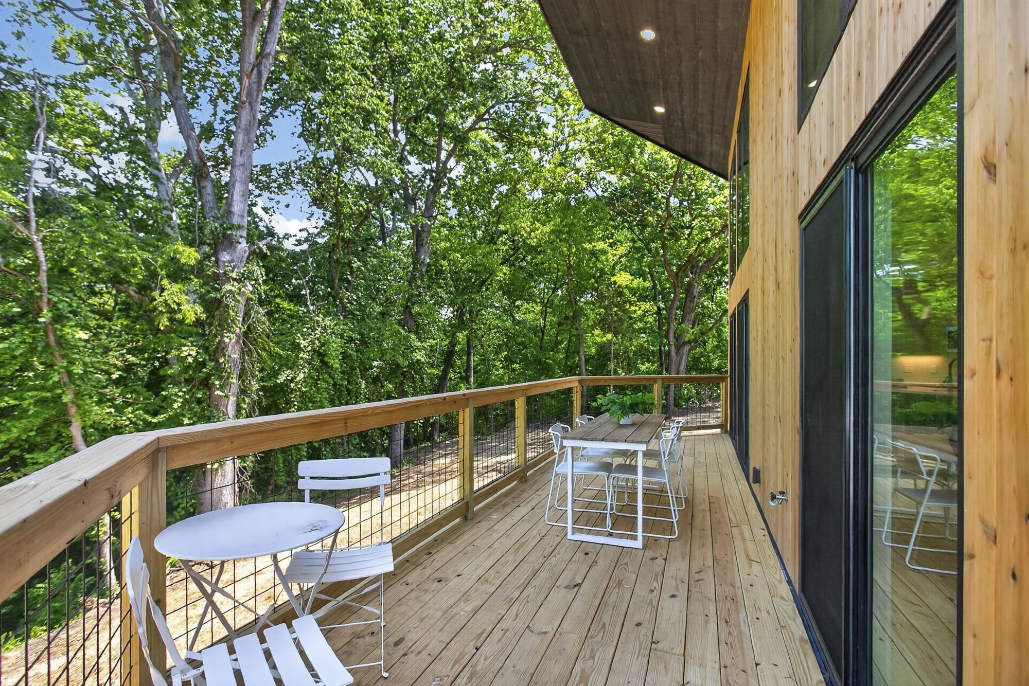 1029 Red Bud Terrace