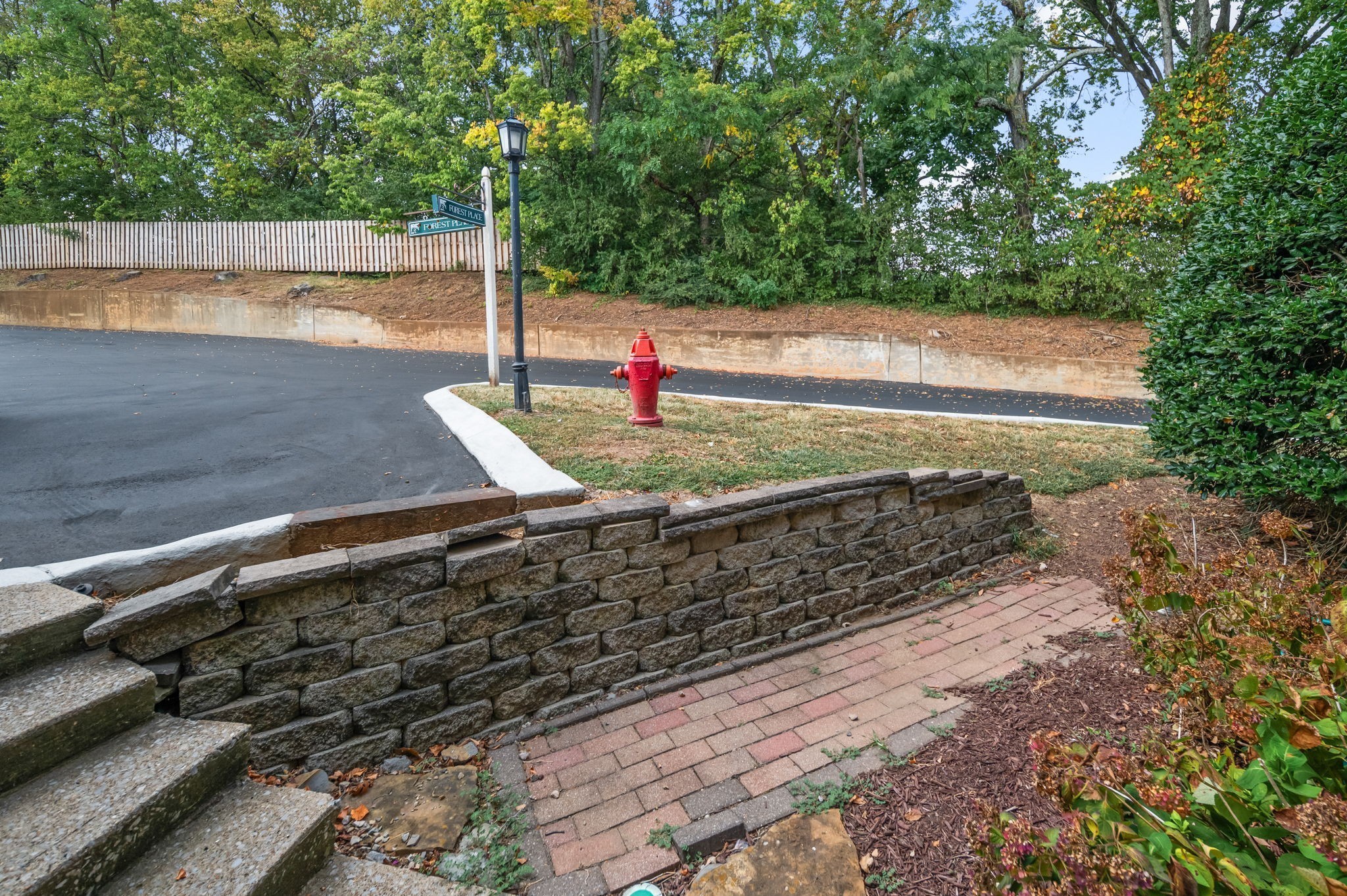 126 Forest Place Cir
