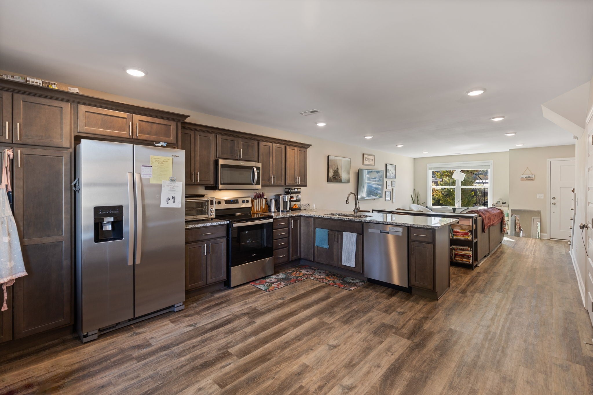461 2nd St NW 201