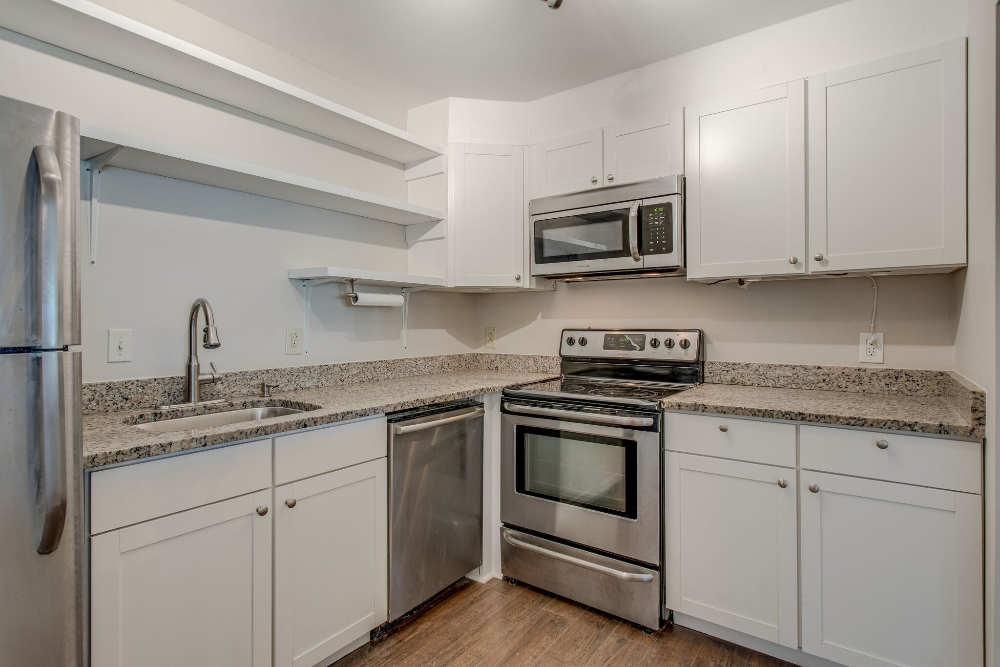 1900 Richard Jones Rd S1