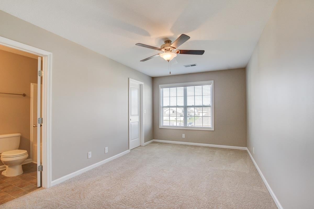 303 Sam Houston Circle