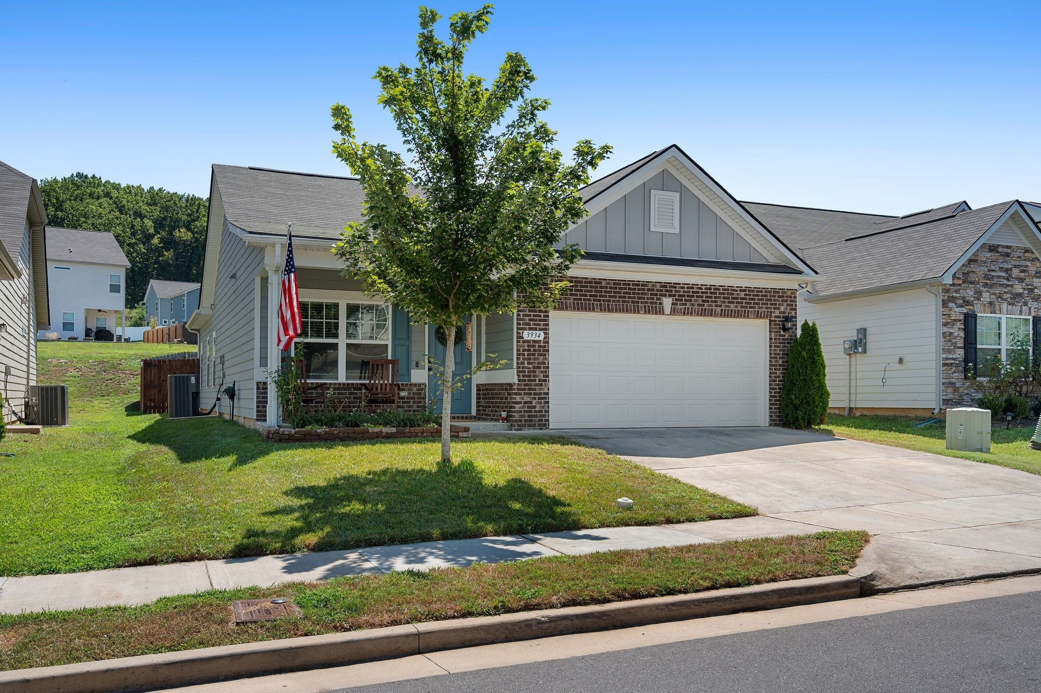 3934 Lunn Dr