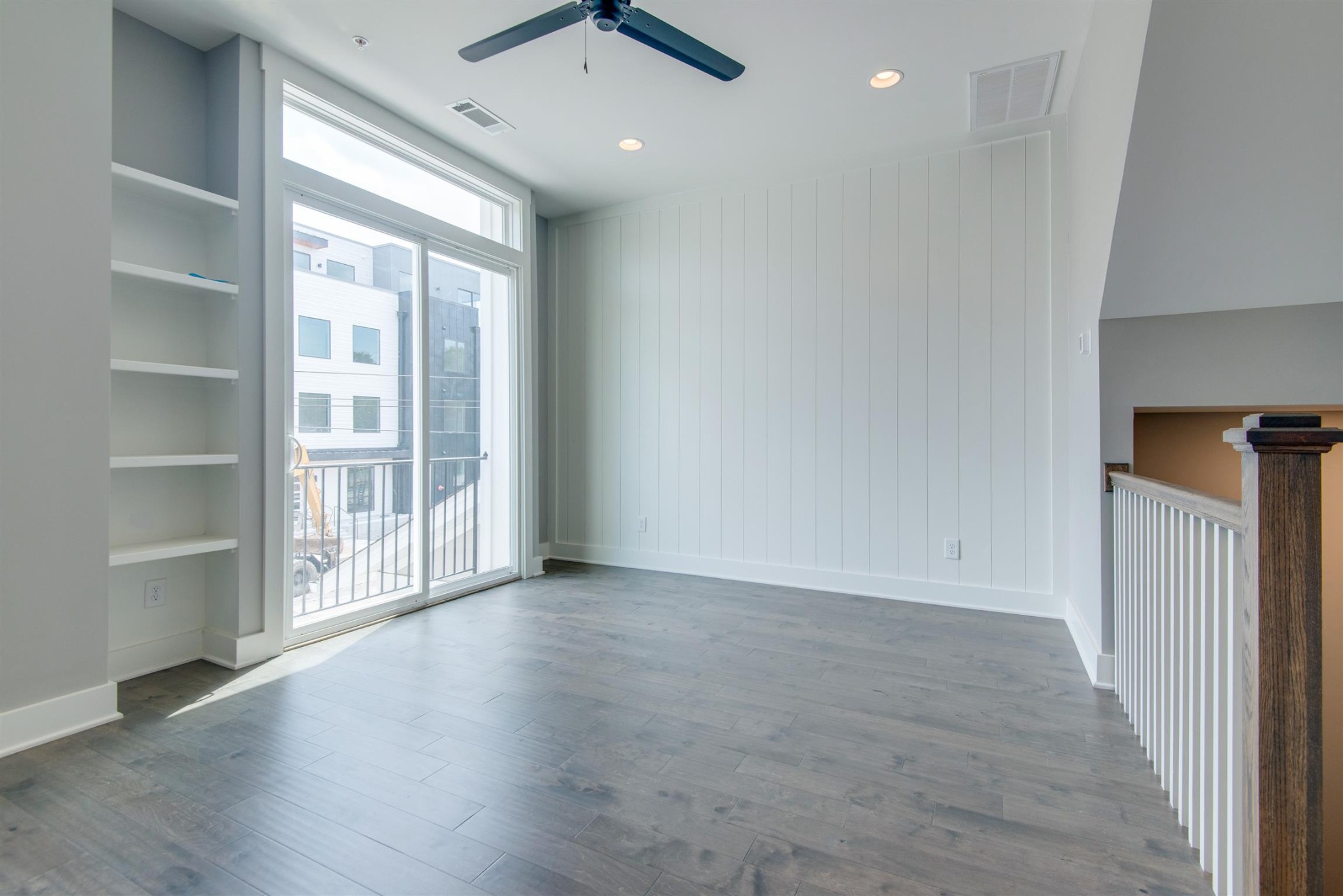 440 Merritt Ave