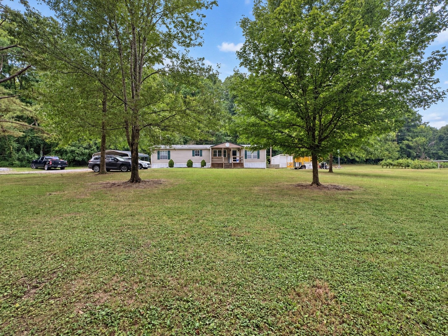 79 Duke Ln
