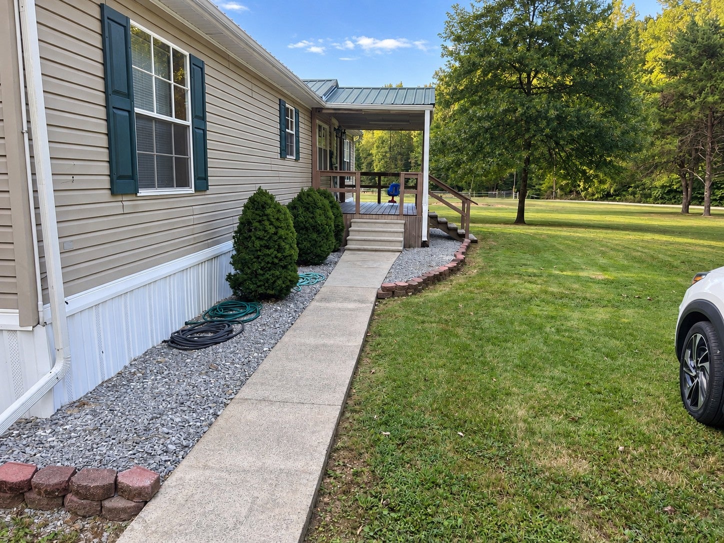 79 Duke Ln