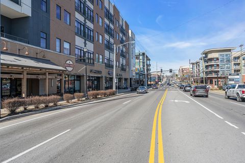 2407 8th Ave S 512 Nashville TN 37204