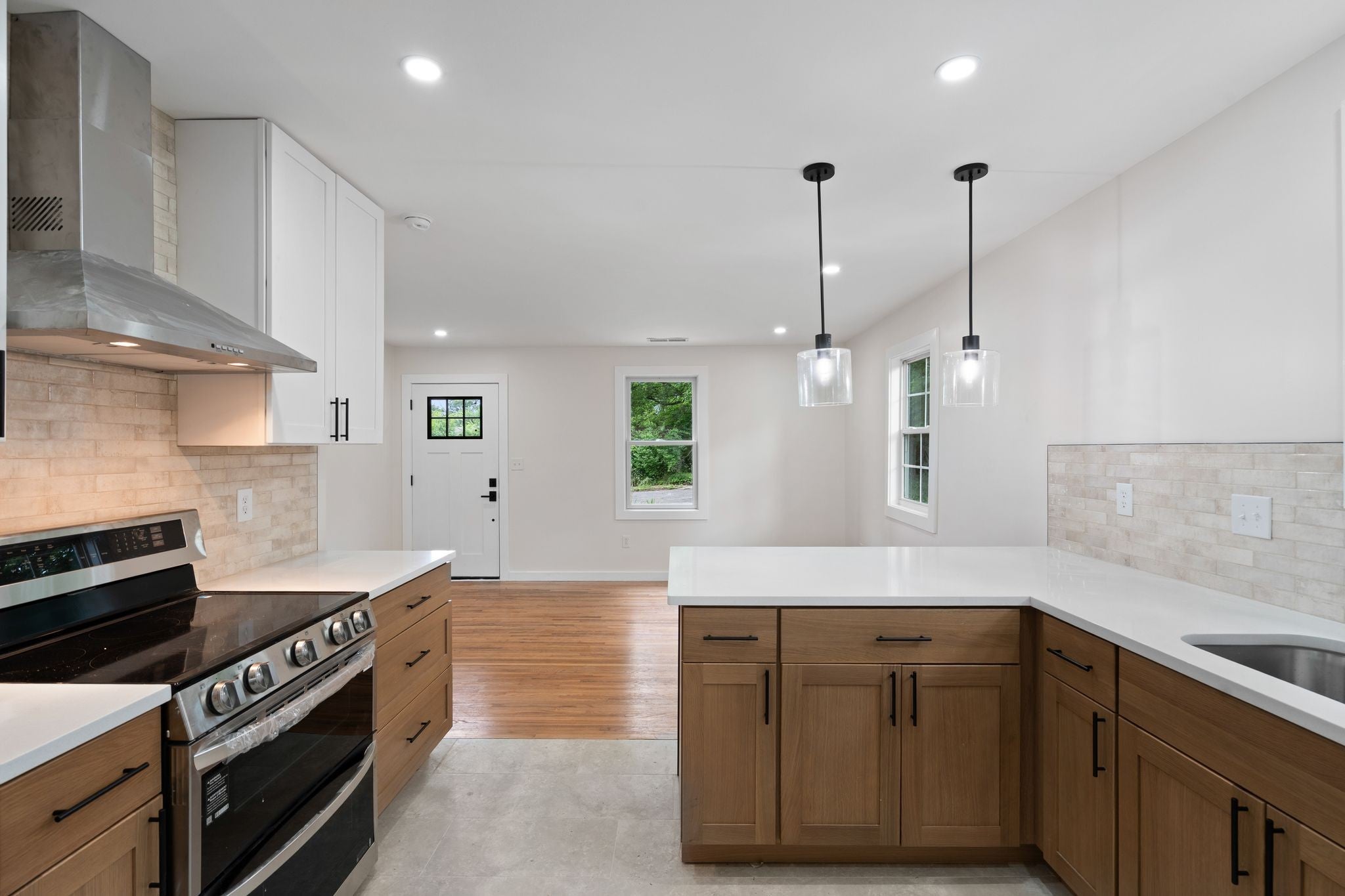 3.0-bed rental at 2026 Salem Mason Dr