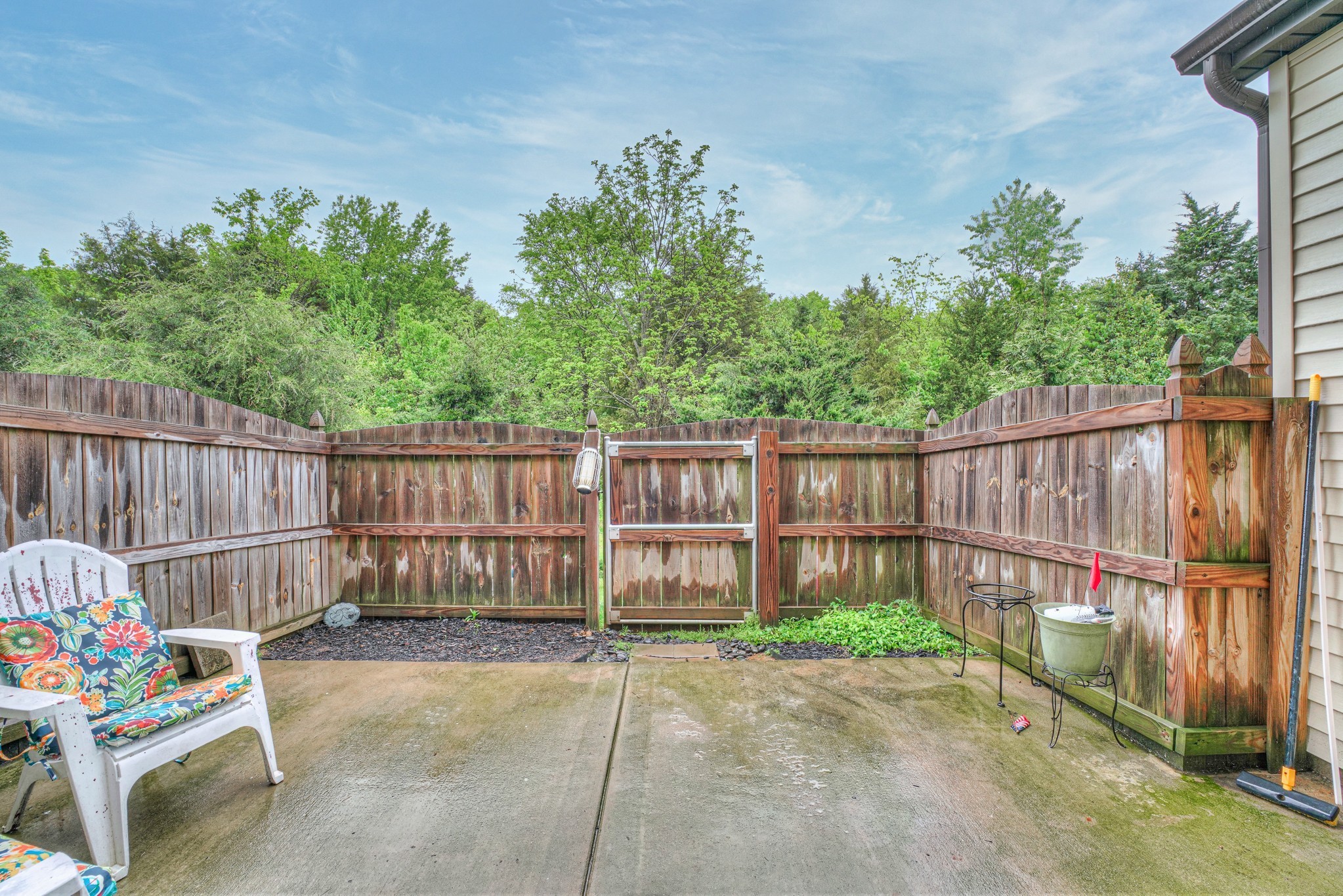 5350 Tony Lama Ln