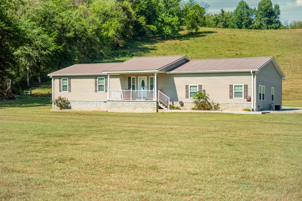 820 NEW HERMAN RD, SHELBYVILLE, TN 37160 - Image 9a87e2004366d1f0ca24aaec4908f254/3539735942