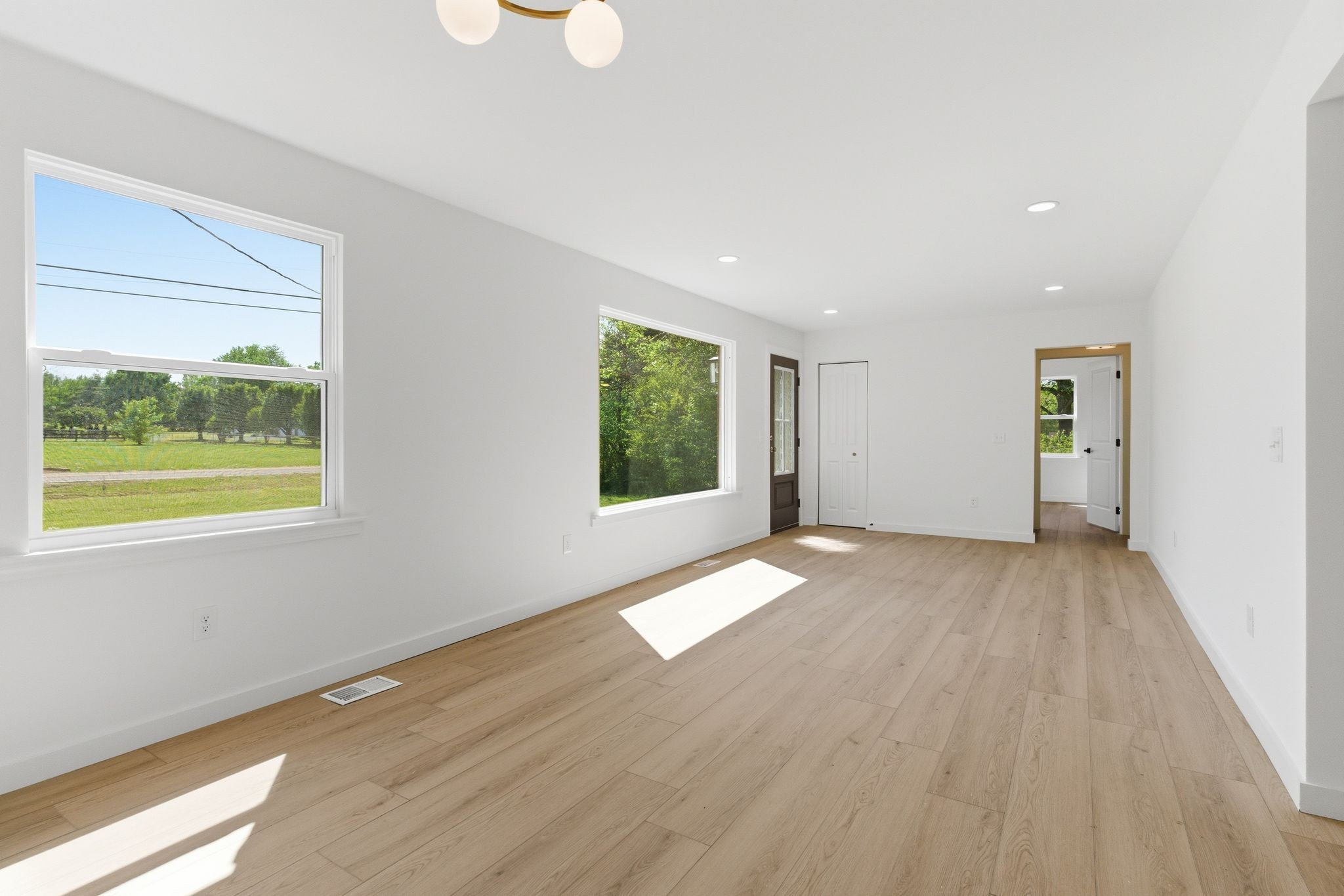 3722 Old Clarksville Pike