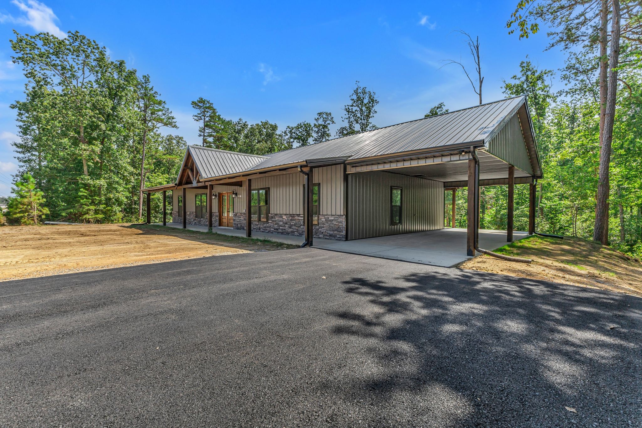 918 Columbia Hwy