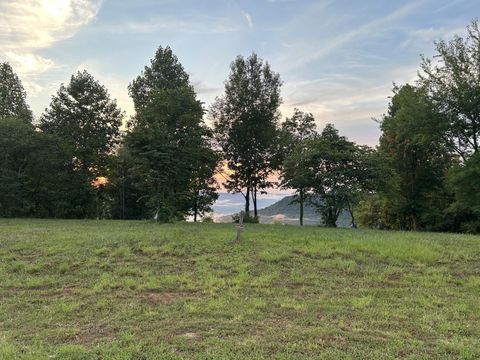 725 Sunset Circle Jasper TN 37347