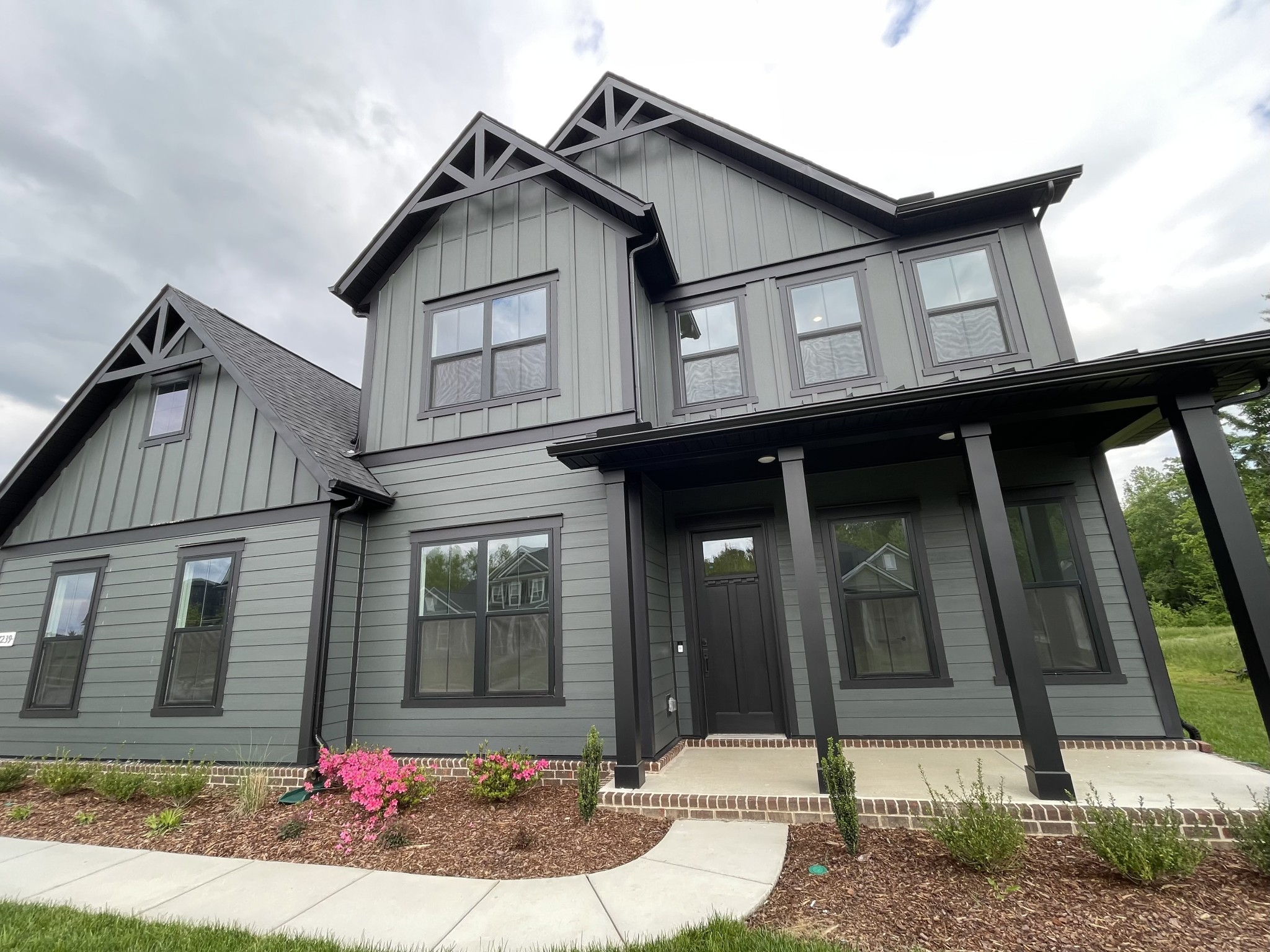 7239 Fiddlers Glen Dr