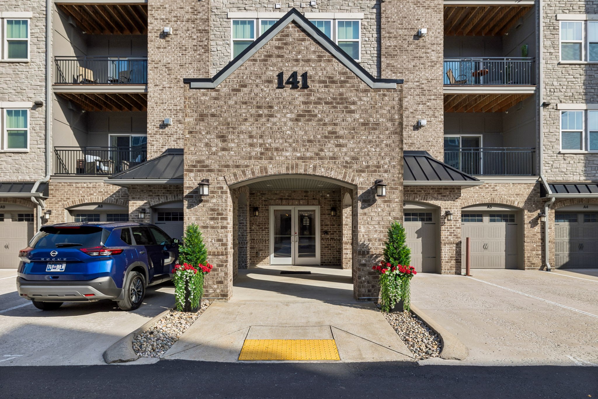 141 Saundersville Rd 1208