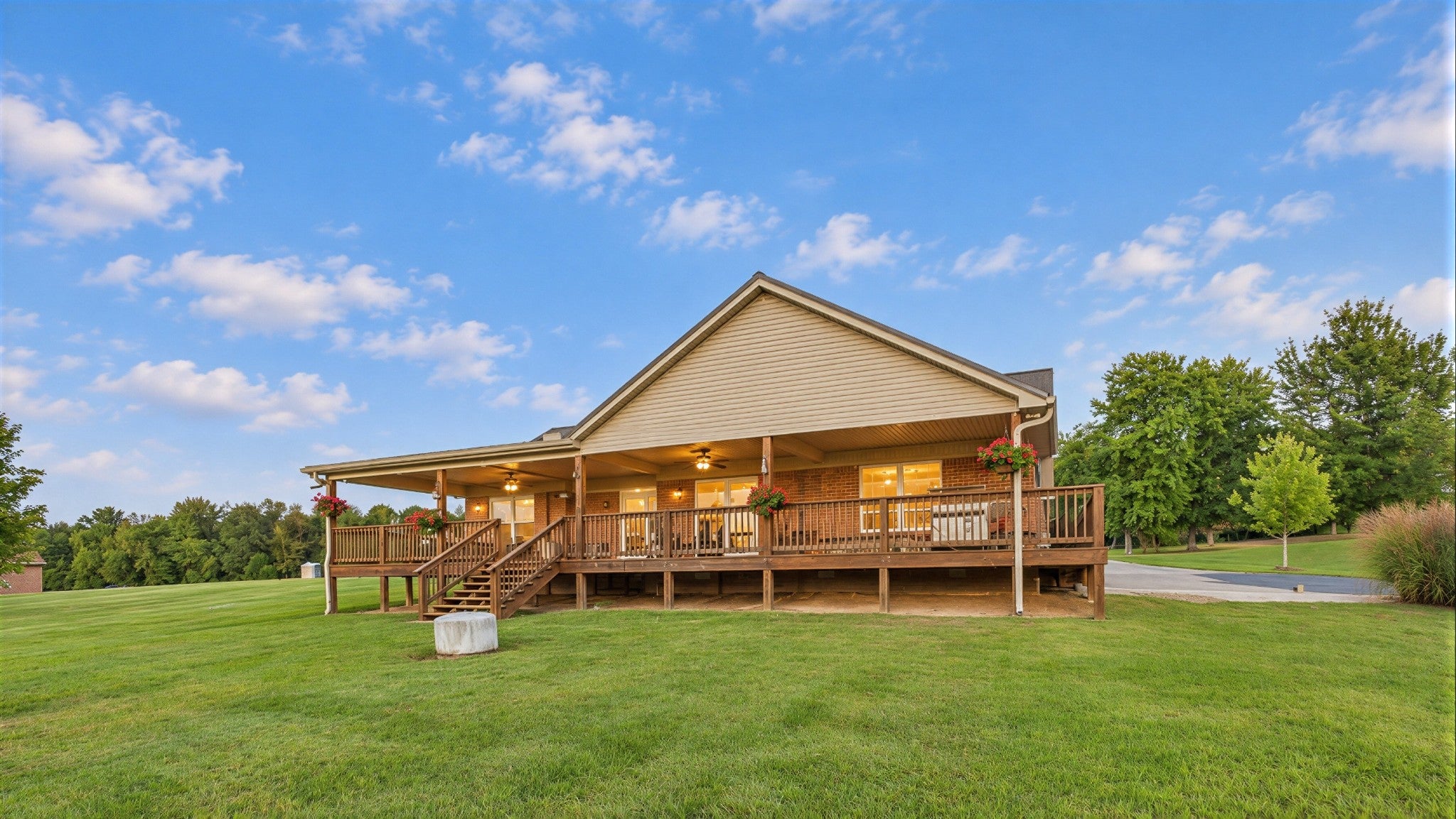 325 Destiny Ln