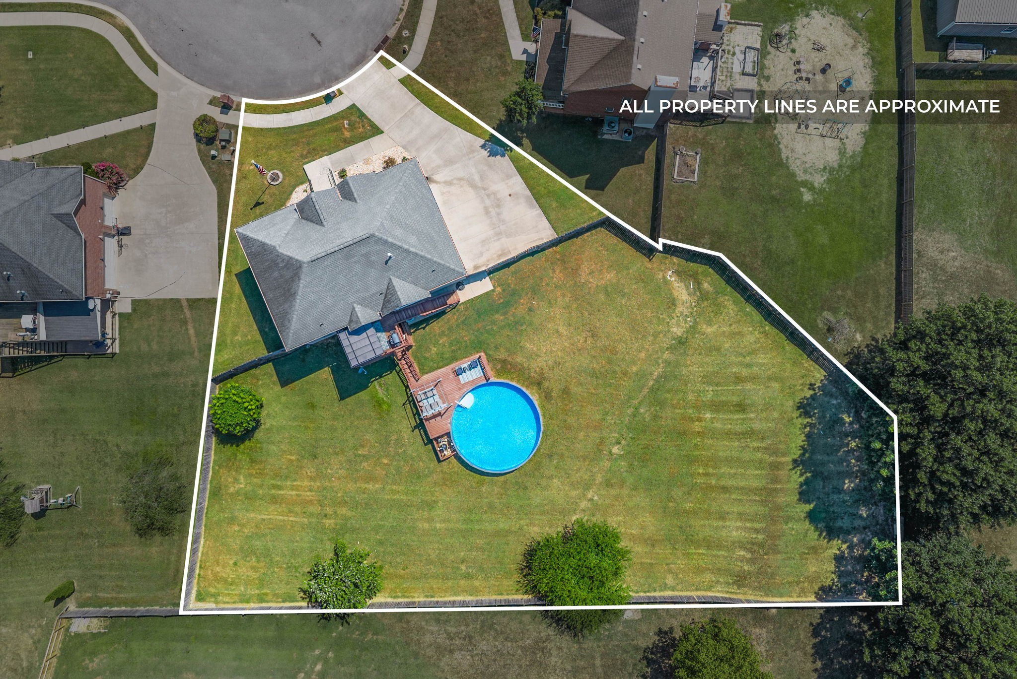 1014 Fox Hollow Pl